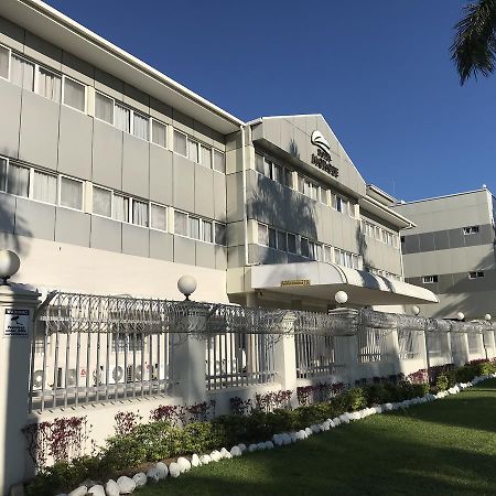 Hotel Morobe Лае Екстериор снимка