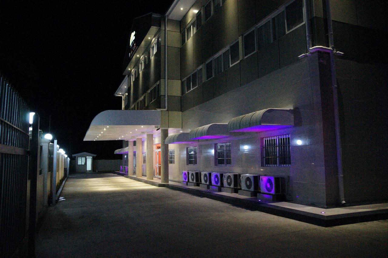 Hotel Morobe Лае Екстериор снимка